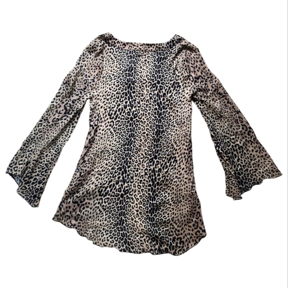 Chaser Leopard Print Bell Sleeve Blouse Tunic Top Size M Neutral Boho Chic - Picture 2 of 5